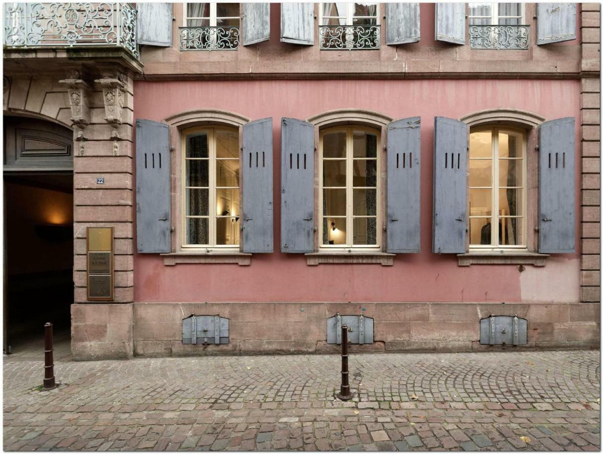 Appartement Le 22 - Colmar Centre Parking Privatif En Option Exterior foto